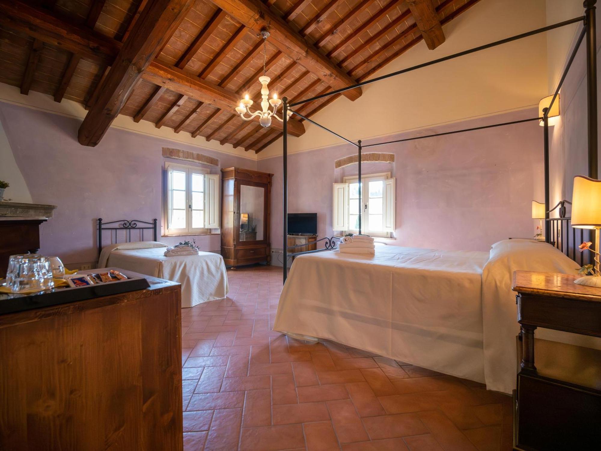 Locanda Le Giunche Guardistallo Buitenkant foto