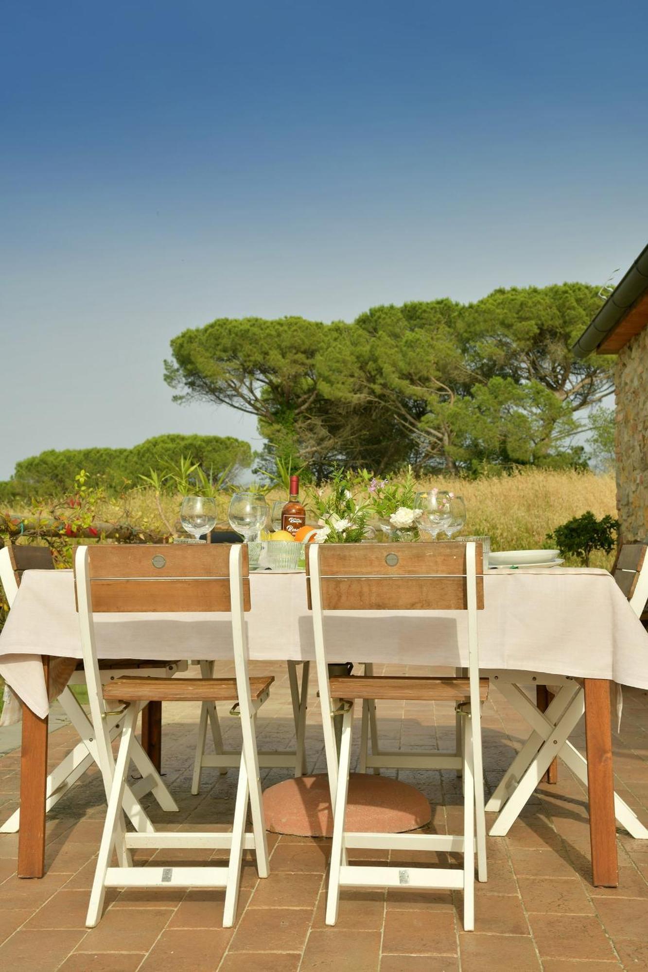Locanda Le Giunche Guardistallo Buitenkant foto